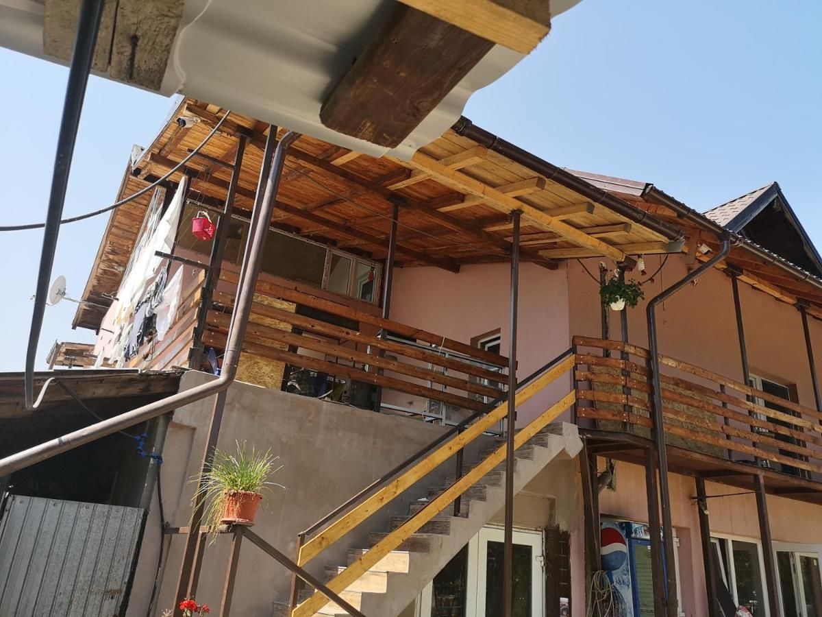 Проживание в семье Casa Eden Băbeni-6